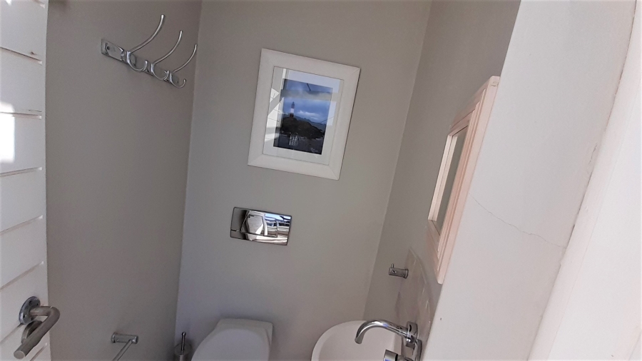 1 Bedroom Property for Sale in Thesen Islands Western Cape
